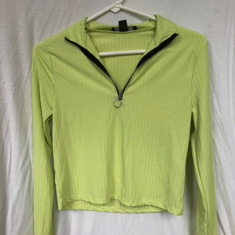 Long sleeve cropped shirt worn once